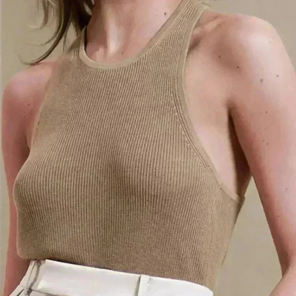 BANANA REPUBLIC REVERSE CROSS-BACK TANK - Picture 6 of 10